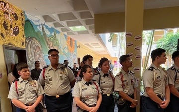 Fort Buchanan Antilles High School Students Honor Veterans