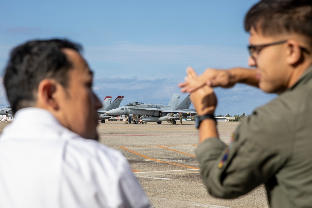 KS 25 | U.S. Marines, JASDF integrate air rescue firefighter tactics