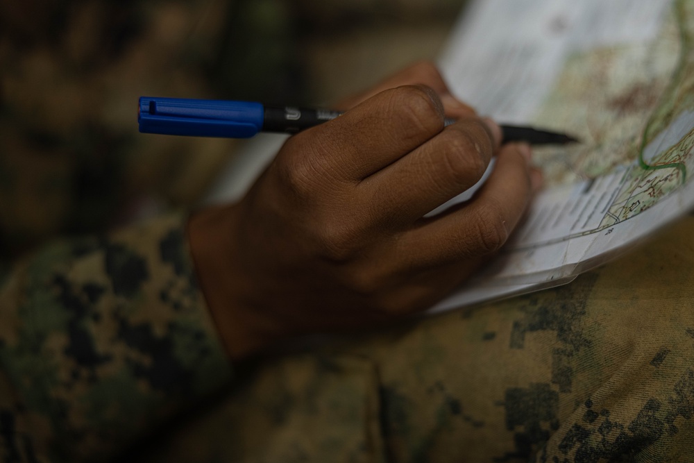 3rd Maintenance Battalion conducts Land Navigation Training for Battalion Field Ex