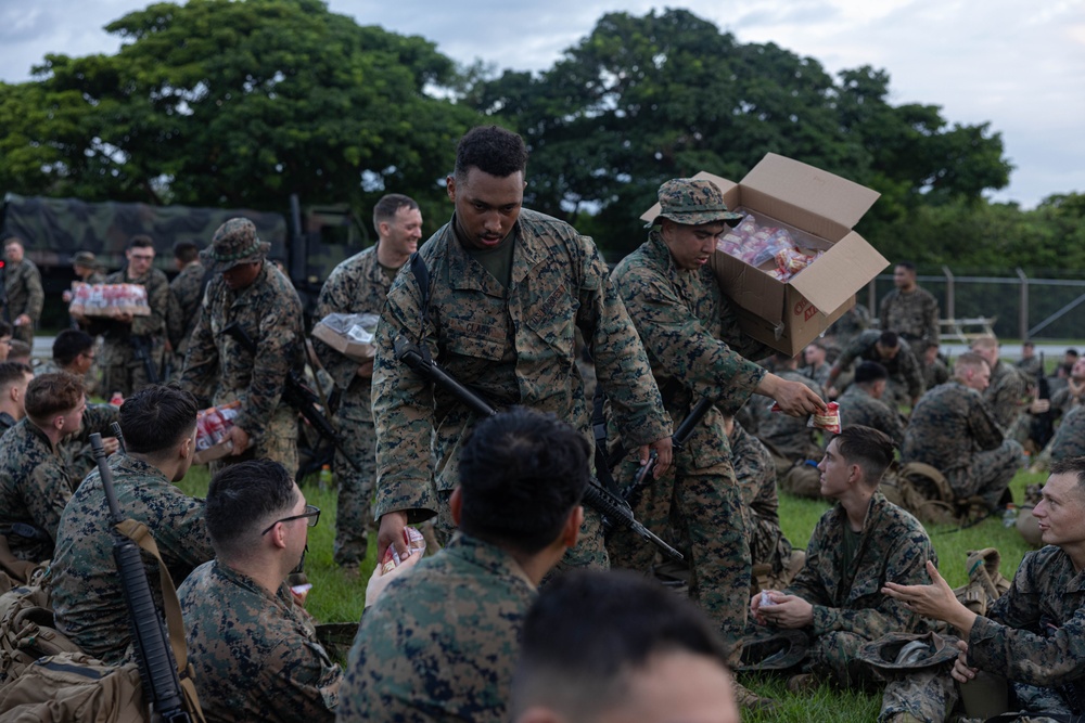 U.S. Marines with 3rd Maintenance Battalion conducts a battalion hike