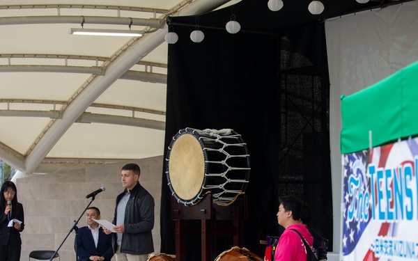 MCAS Iwakuni CO visits Teen Impact 24