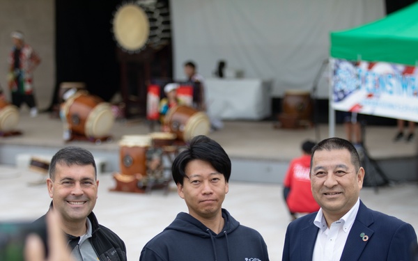 MCAS Iwakuni CO visits Teen Impact 24