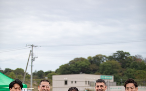 MCAS Iwakuni CO visits Teen Impact 24