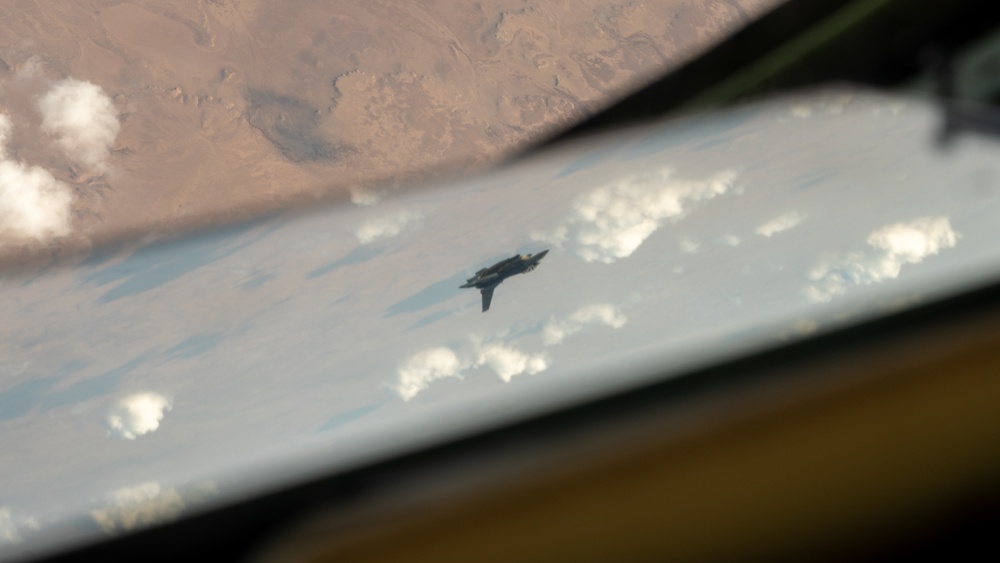 U.S. KC-135 refuels aircraft over CENTCOM