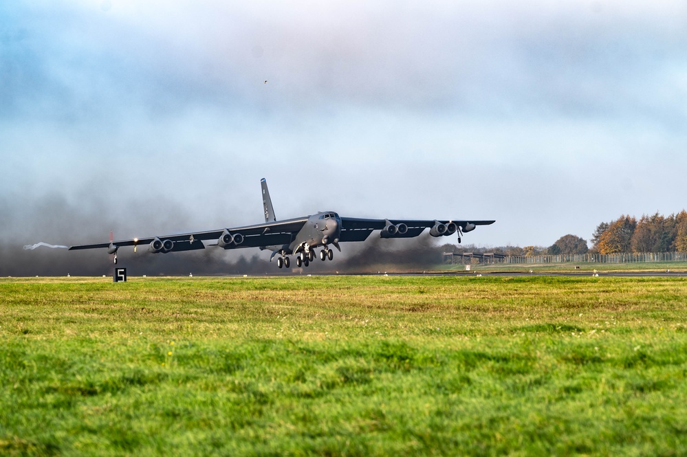 Two B-52s land at RAF Fairford for BTF 25-1