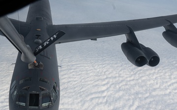 100th ARW refuels 2nd BW B-52 during BTF