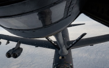 100th ARW refuels 2nd BW B-52 during BTF