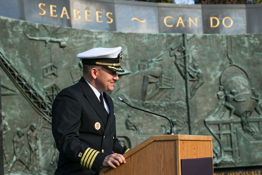 NAVFAC HQ Holds Veterans Day Wreath Laying Ceremony