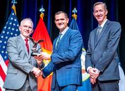 Schmalz of PMA-271 named U.S. Navy’s Product Support Manager of the Year