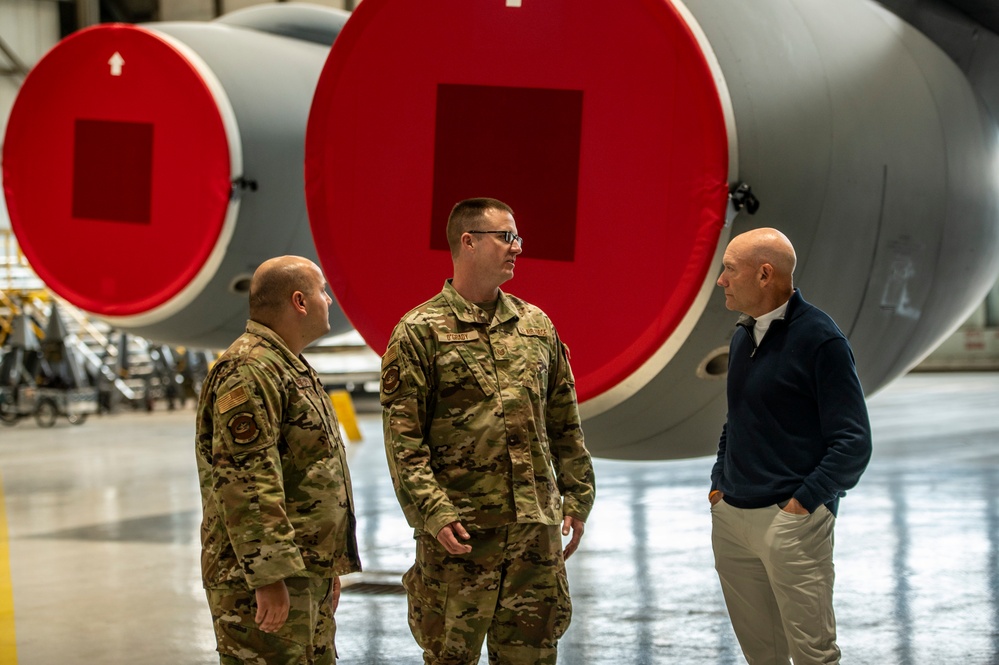 Author visits Rickenbacker Air National Guard Base