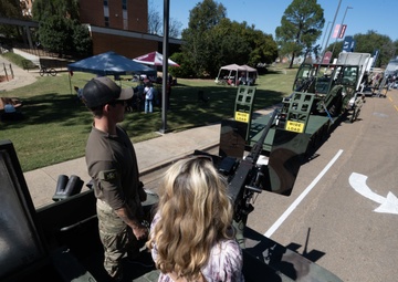 Special Boat Team 22 visits MSU