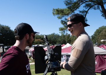 Special Boat Team 22 visits Mississippi State University