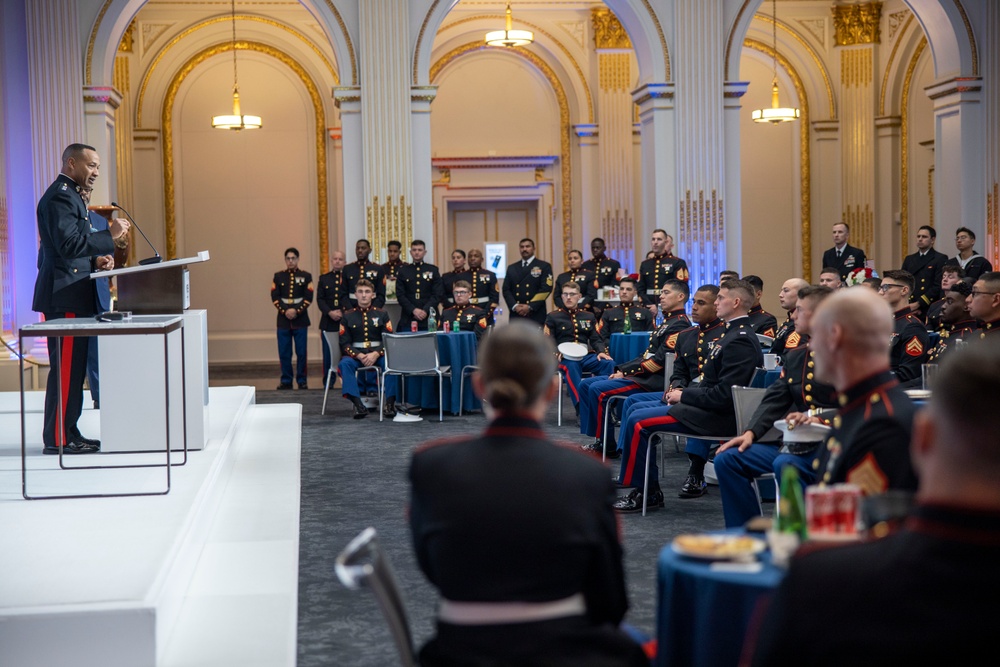 II MEF Commanding General Visits New York Stock Exchange