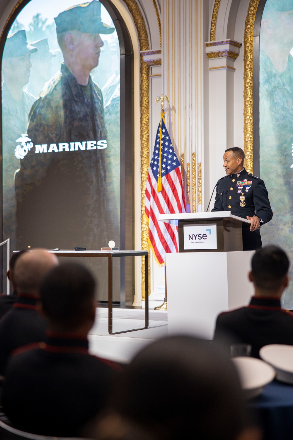 II MEF Commanding General Visits New York Stock Exchange