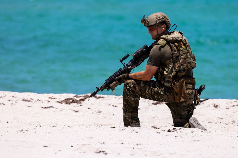 U.S. Army Special Forces Storm Miami Beach