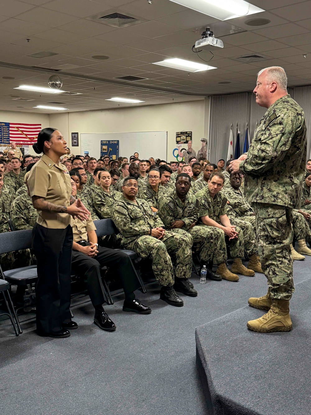 MCPON James Honea visits NORU