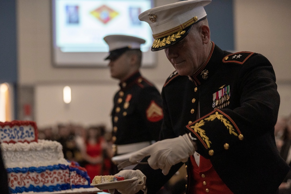 2nd MAW celebrates the 249th Marine Corps birthday