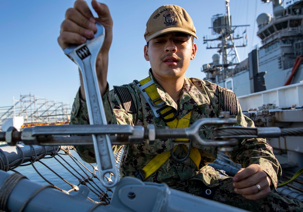 sland Flight Deck Maintenance