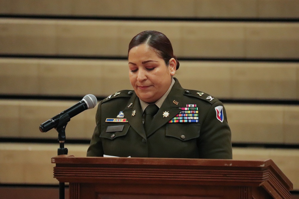 Fort McCoy Garrison Commander Col Sheyla Baez spends Veterans Day with Sparta Community