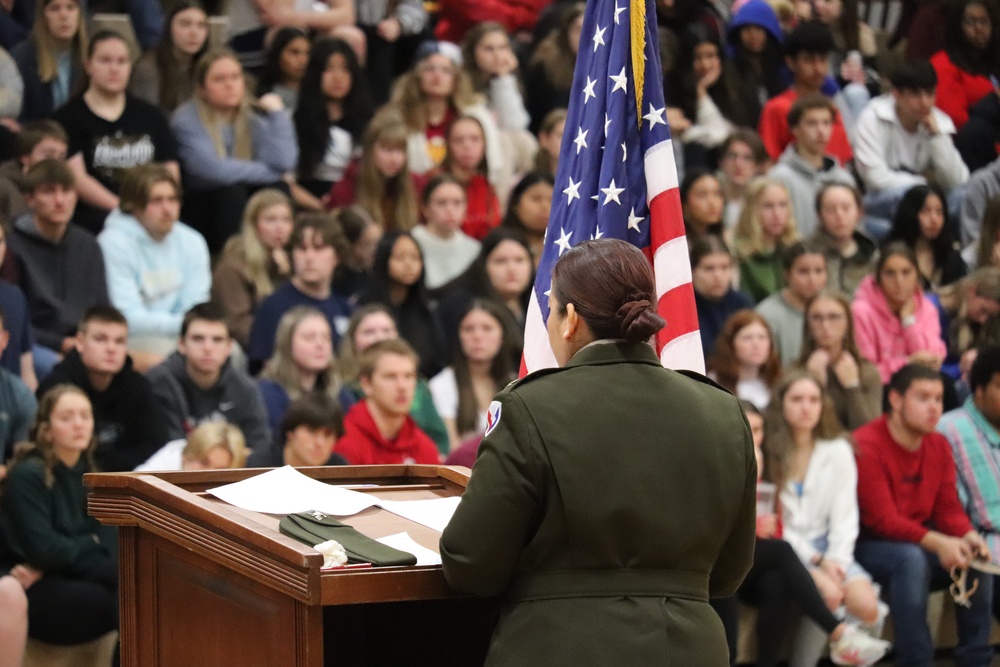 Fort McCoy Garrison Commander Col Sheyla Baez spends Veterans Day with Sparta Community