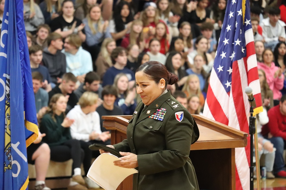 Fort McCoy Garrison Commander Col Sheyla Baez spends Veterans Day with Sparta Community