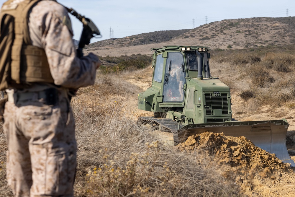 Engineer Support Co., 1st CEB conducts field exercise