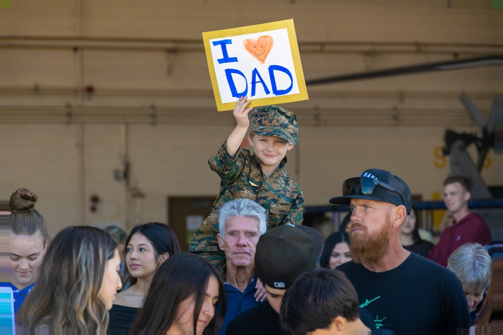 Welcome Home, Marines of HMLA-367