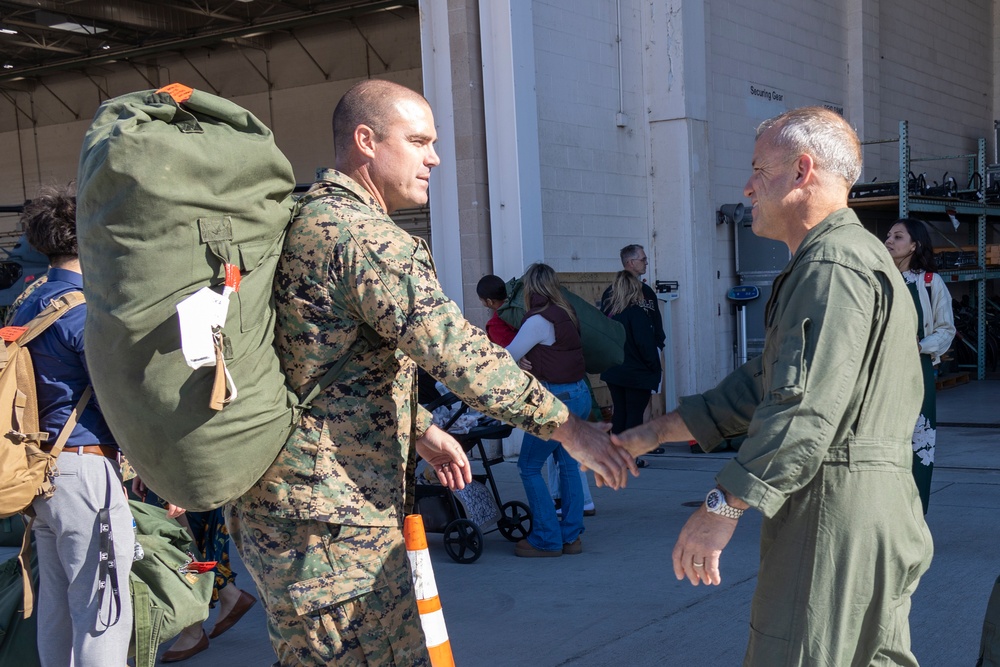 Welcome Home, Marines of HMLA-367