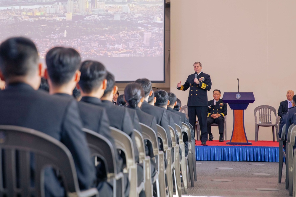 Vice Adm. Kacher visits ROKS Marado