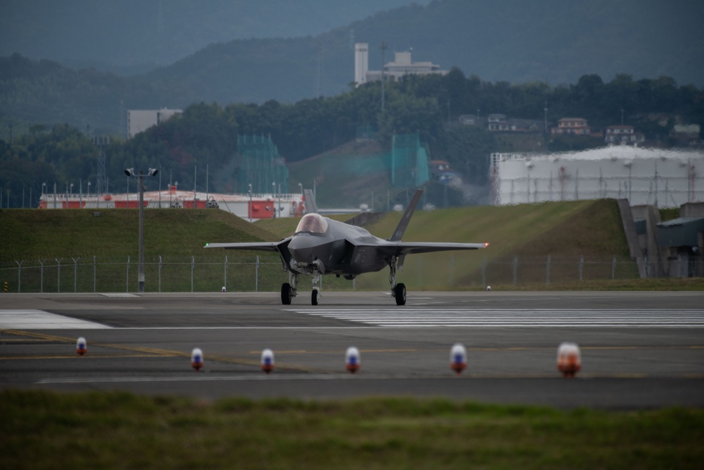 Keen Sword 25: F-35A Lightning II Aircraft from JASDF Conduct Flight Operations at MCAS Iwakuni