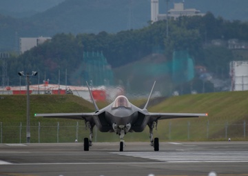 Keen Sword 25: F-35A Lightning II Aircraft from JASDF Conduct Flight Operations at MCAS Iwakuni