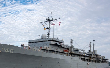 USS Frank Cable Recognized for Top Notch Safety