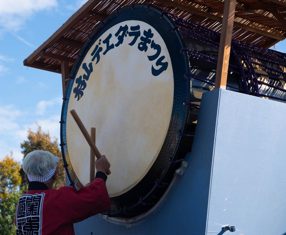 Musashimurayama City, Mizuho Town celebrate the season with festivals