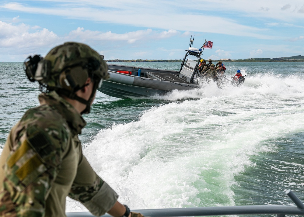 NSGB Trains with USCG