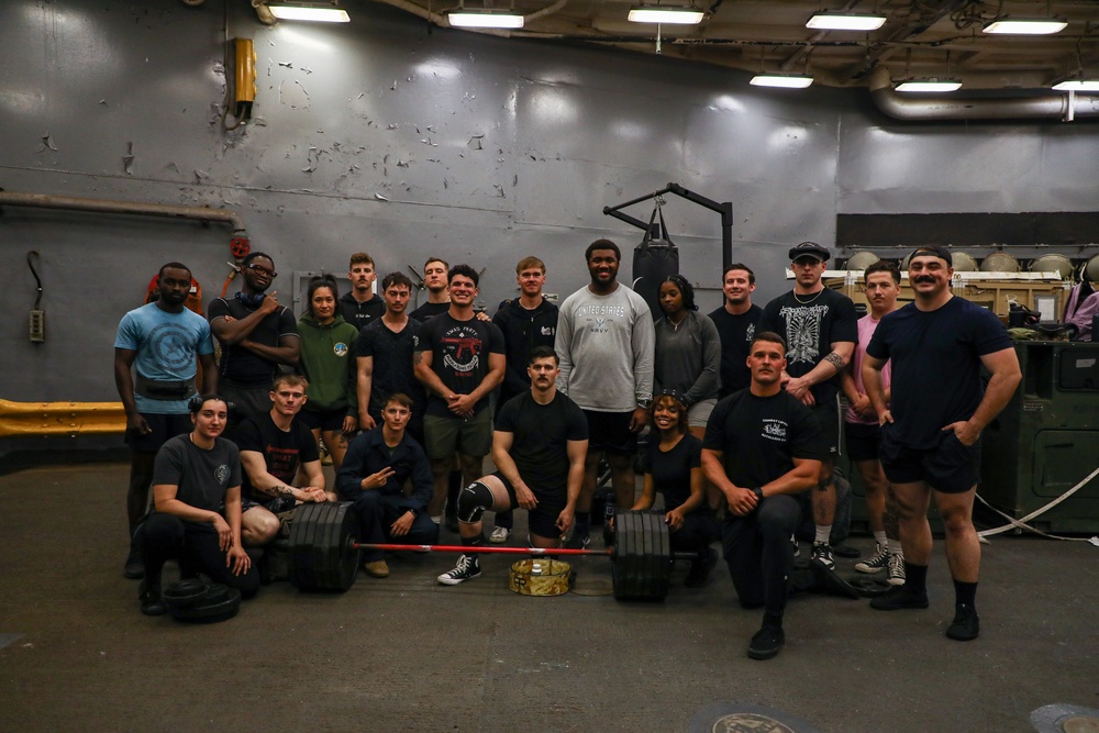 Marines and Sailors with the WSPARG-24th MEU (SOC) Participates in a Lifting Competition Aboard the USS Oak Hill (LSD 51)