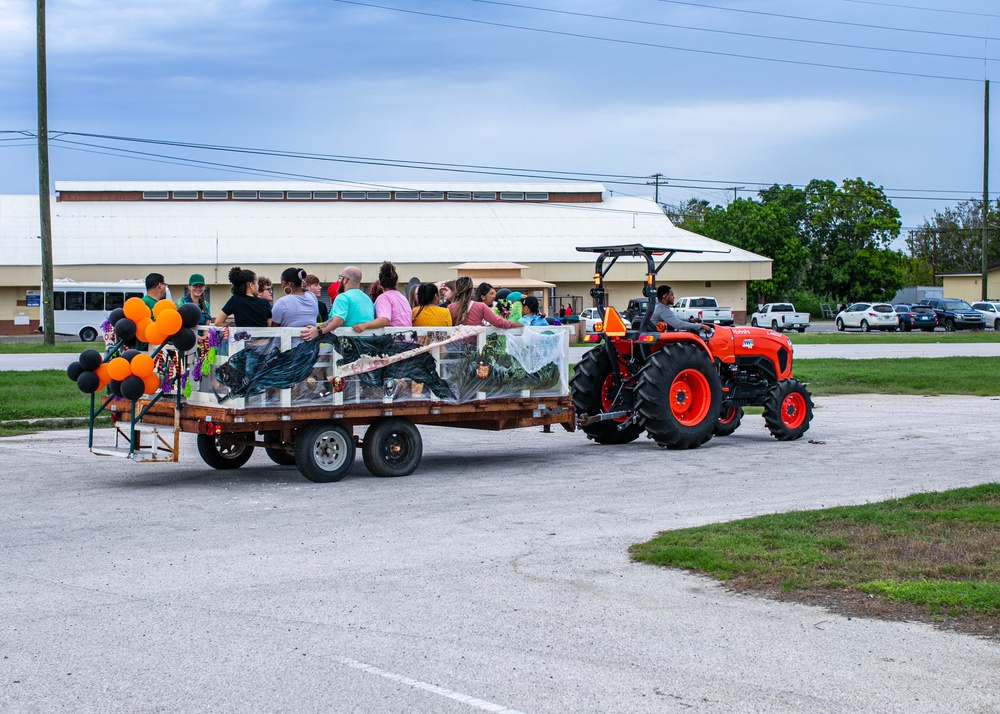 NSGB MWR Hosts Truck-or-Treat