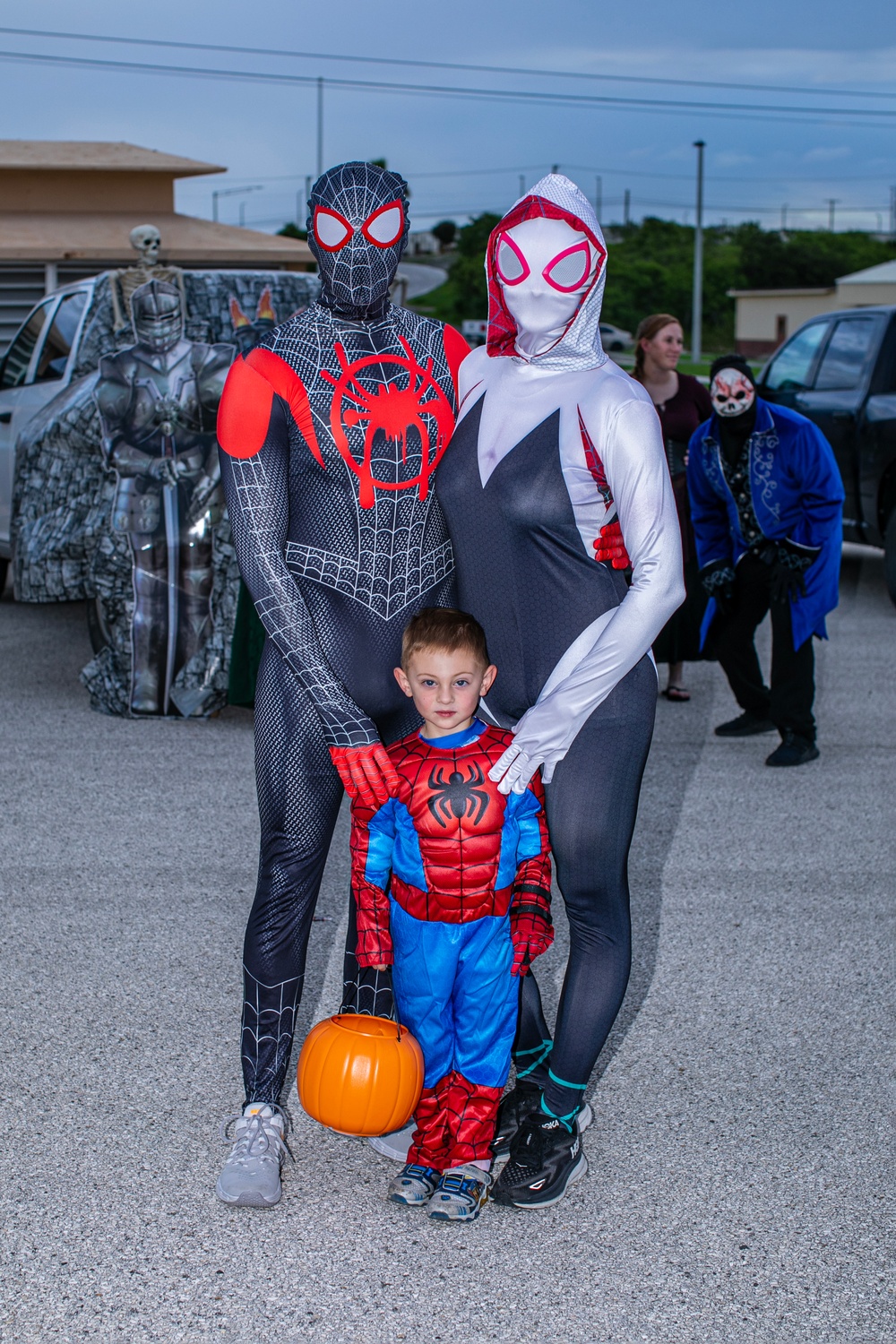 NSGB MWR Hosts Truck-or-Treat