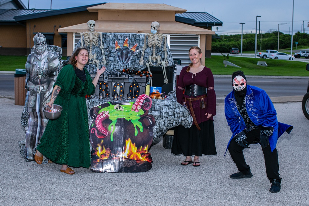 NSGB MWR Hosts Truck-or-Treat