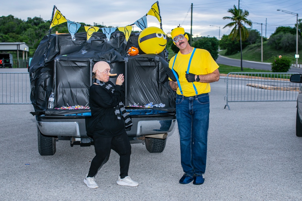 NSGB MWR Hosts Truck-or-Treat