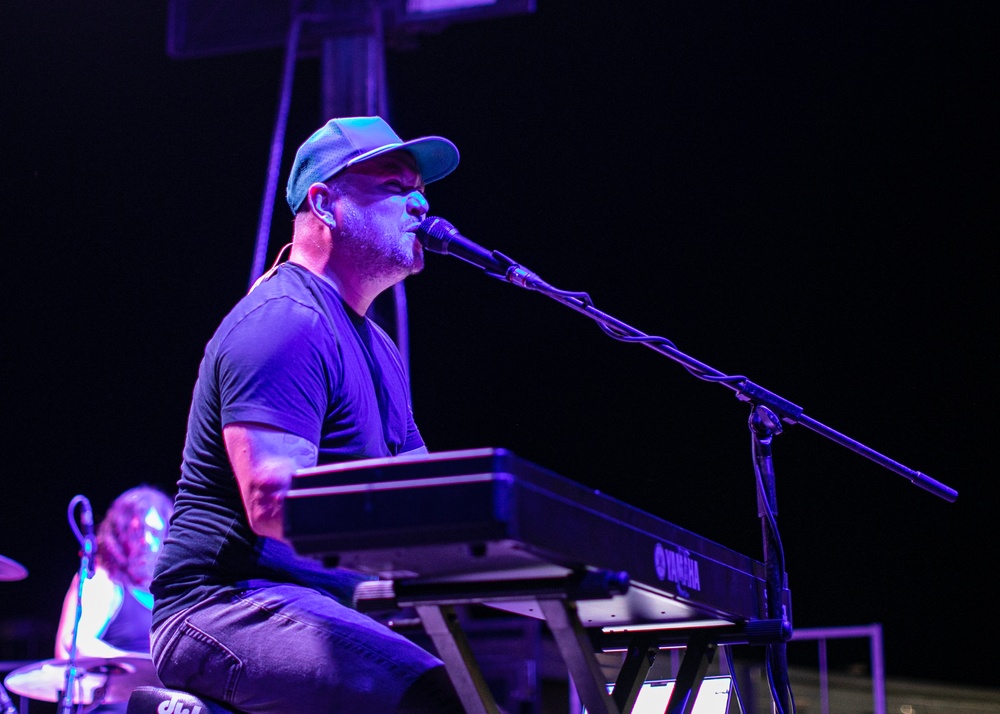 NSGB MWR Hosts The White Keys for concert at the Tiki Bar
