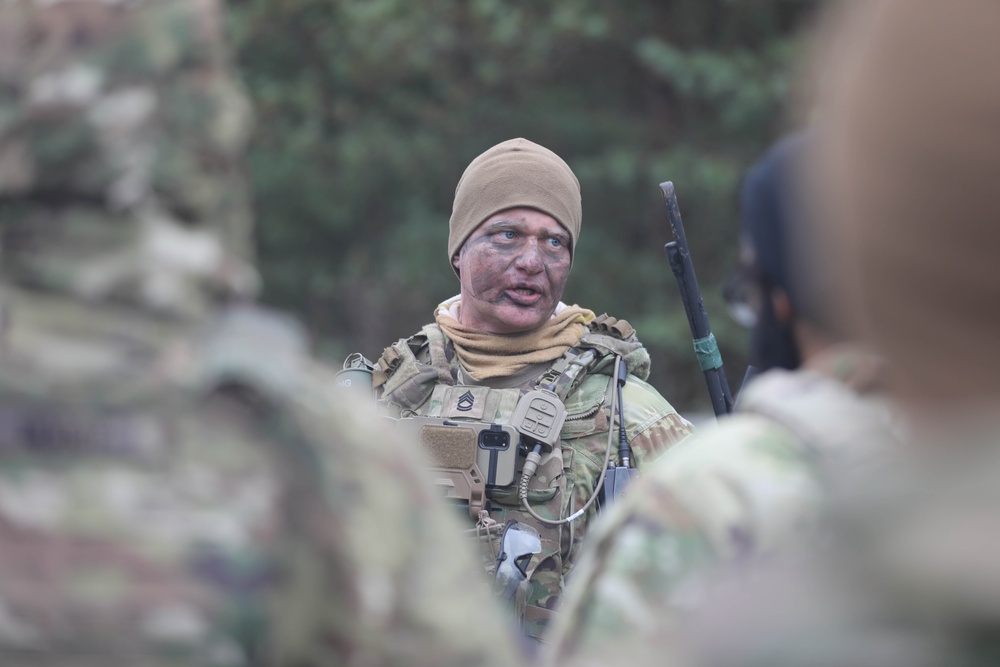 Estonian division commander observes 10th Mtn. Div. live fire exercise