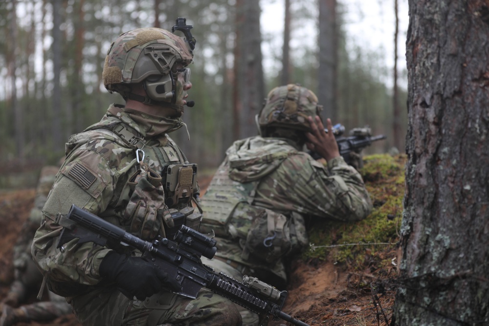 Estonian division commander observes 10th Mtn. Div. live fire exercise