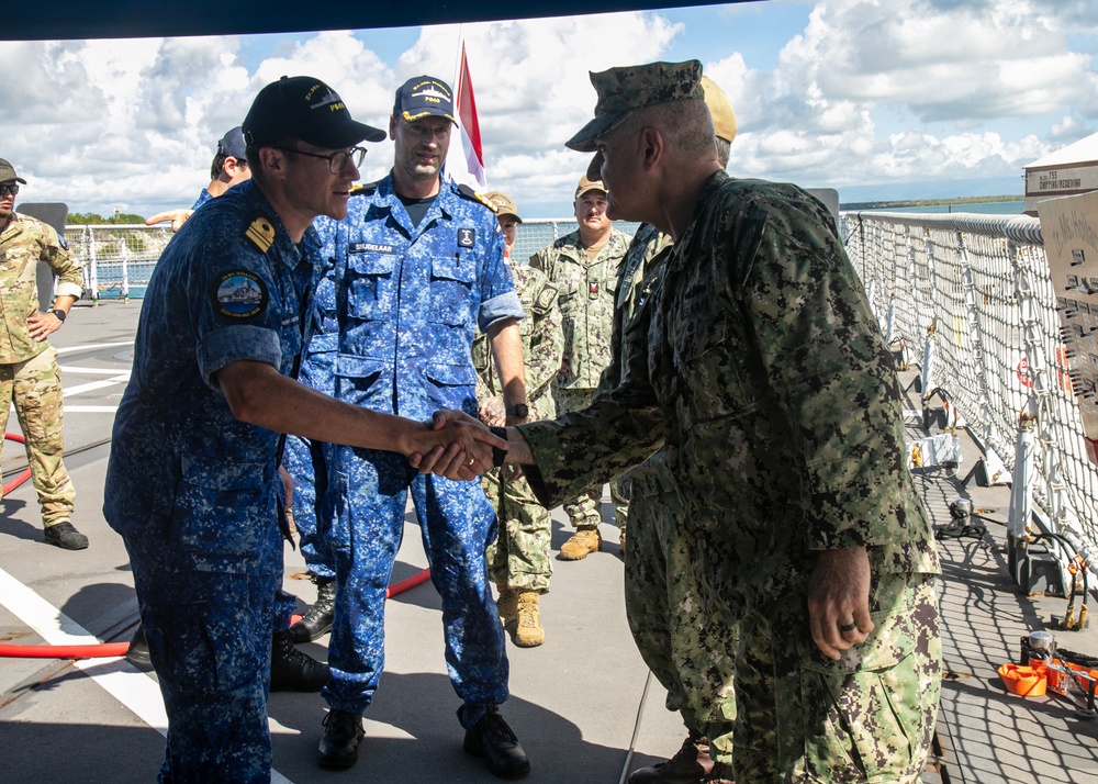 NSGB Sailors Tour Dutch Ship