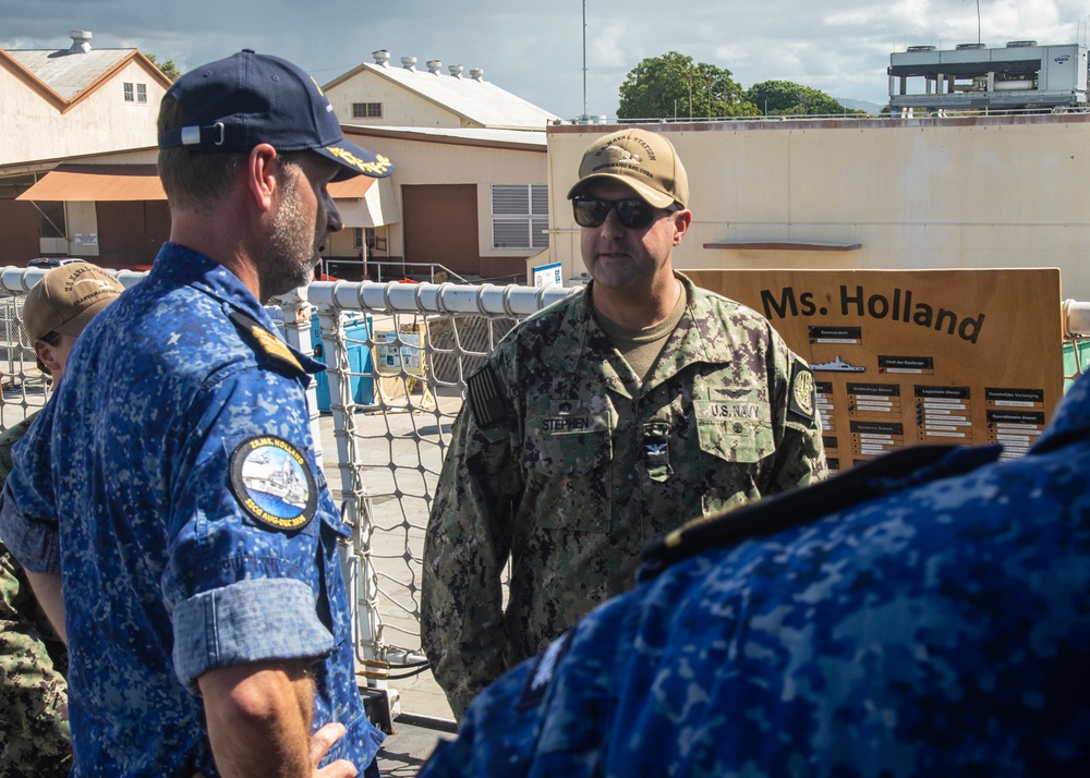 NSGB Sailors Tour Dutch Ship