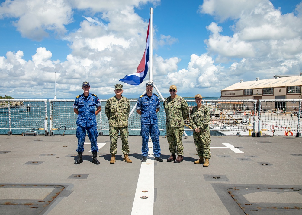 NSGB Sailors Tour Dutch Ship