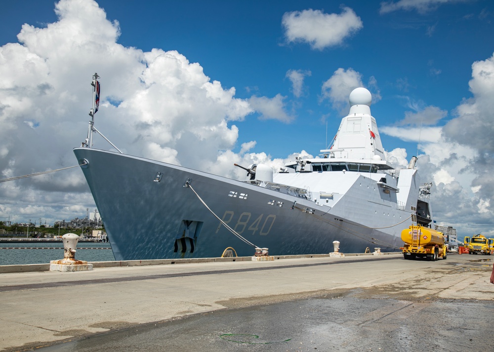 NSGB Sailors Tour Dutch Ship