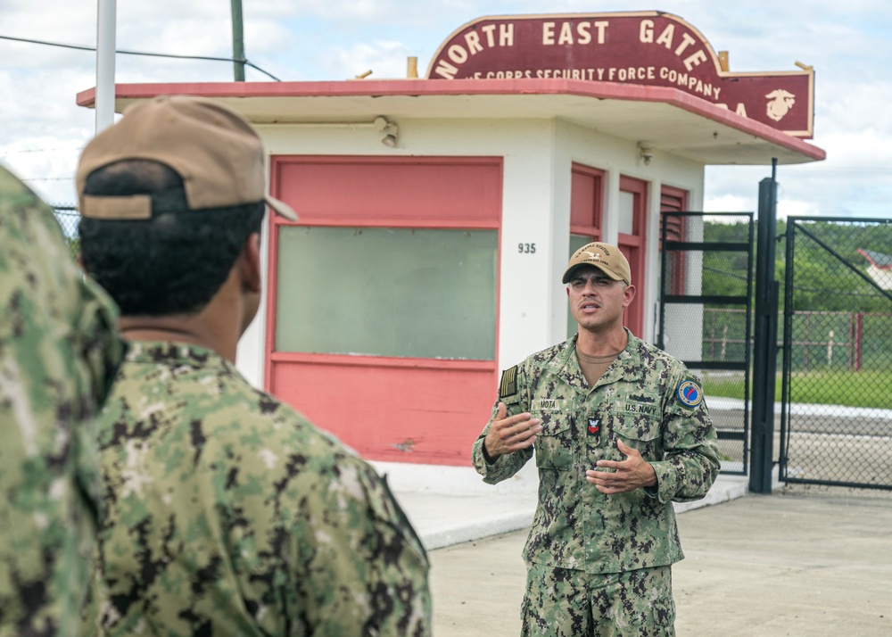 GM1 Mota Reenlists at NE Gate