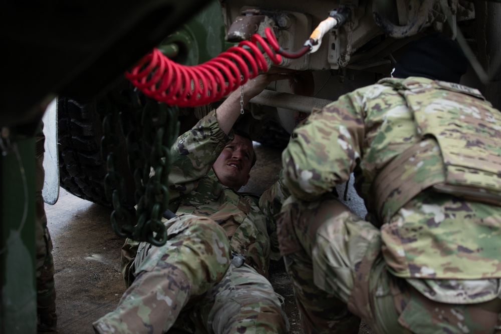 U.S. Soldiers emplace and prepare for Dynamic Front 25 live fire