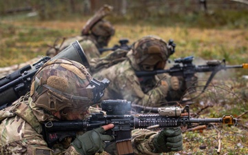 Estonian division commander observes 10th Mtn. Div. live fire exercise