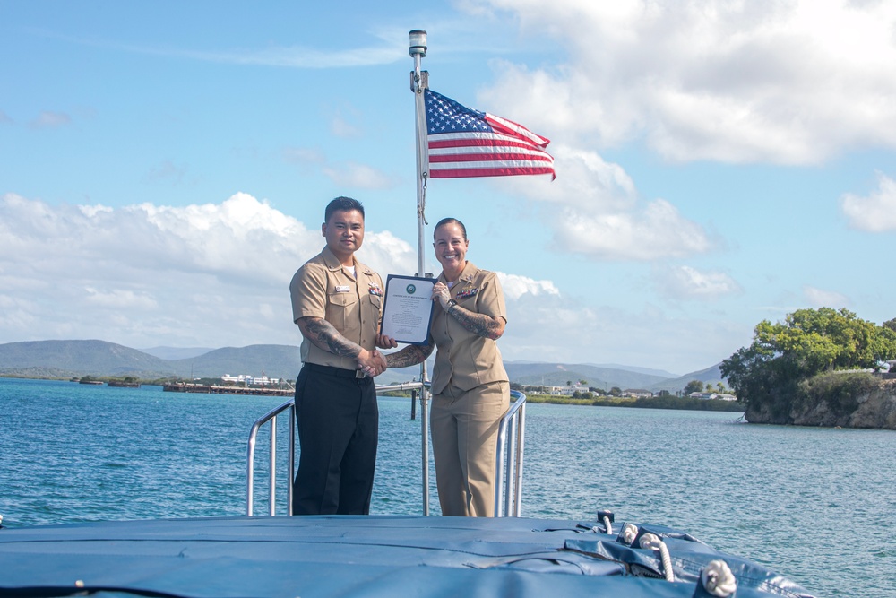 BM1 Alejandrino Reenlists at NSGB